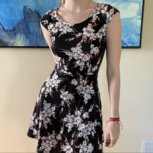 Hollister Dress - Picture 1 of 6